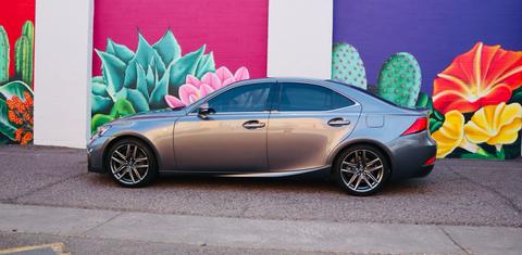Lexus IS 2018