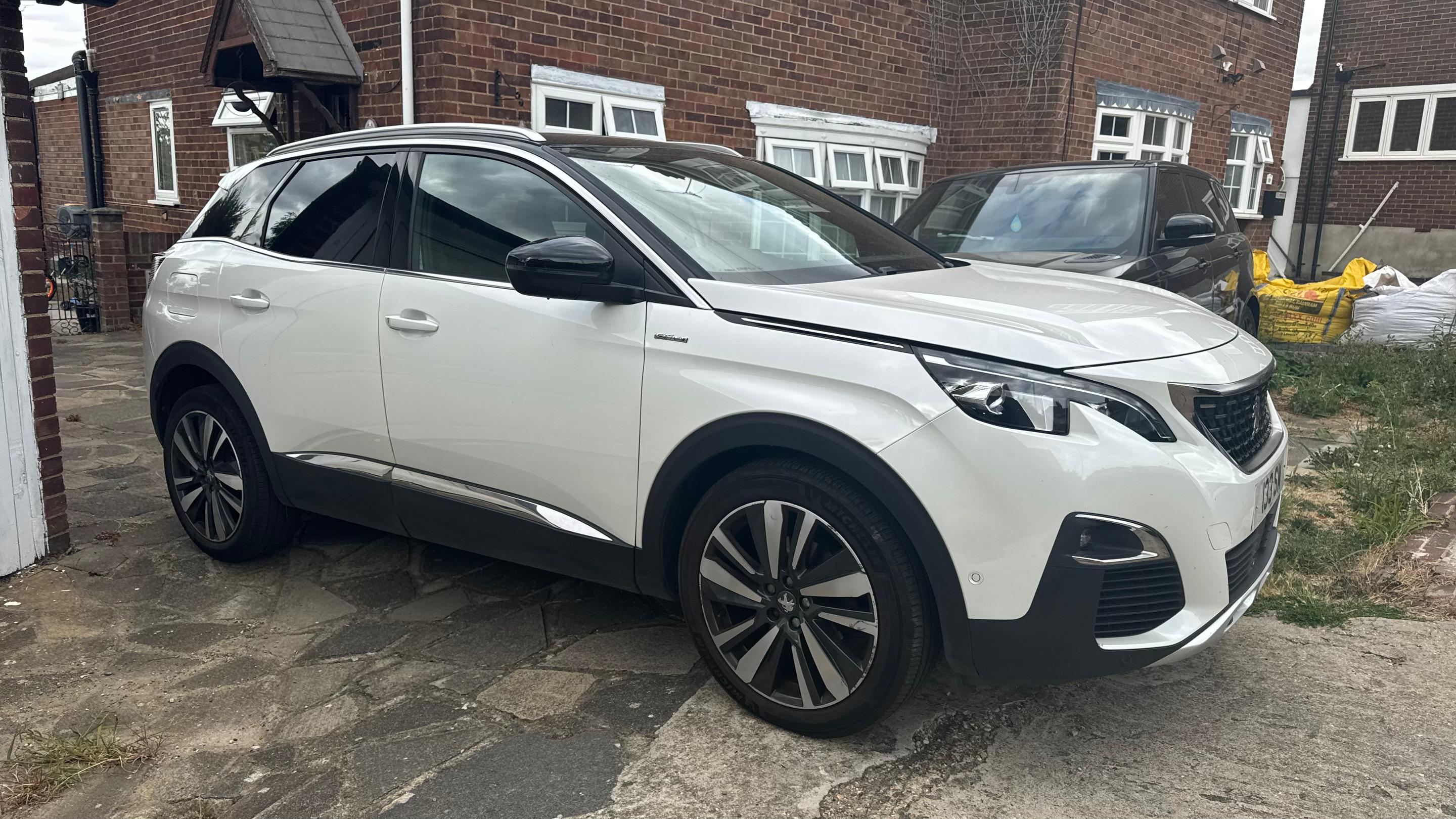 Peugeot 3008 2019 in Romford