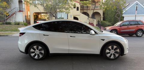 Tesla Model Y 2020