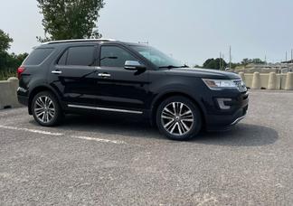 Ford Explorer car