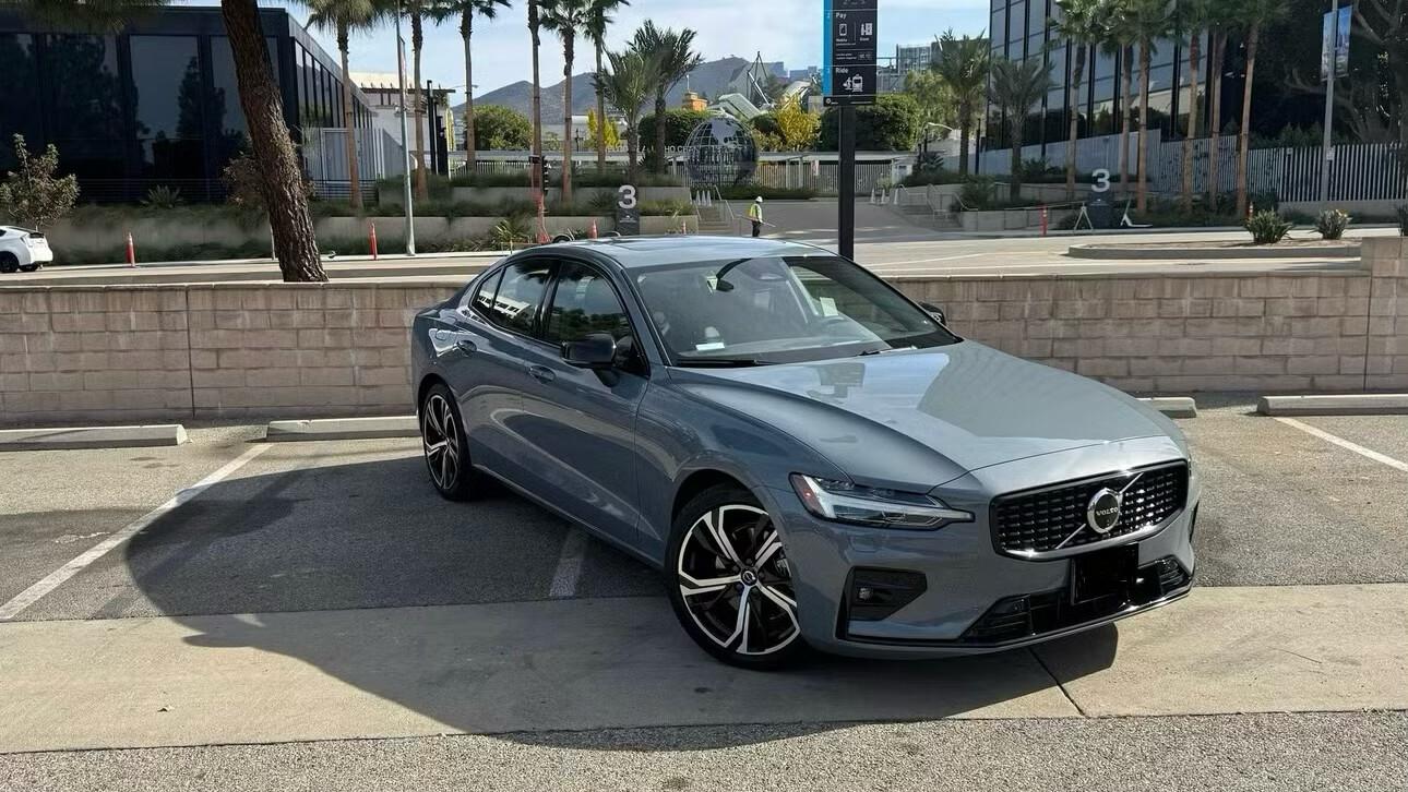 Volvo S60 2024 in Orlando, FL
