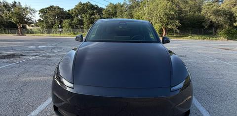 Tesla Model Y 2026