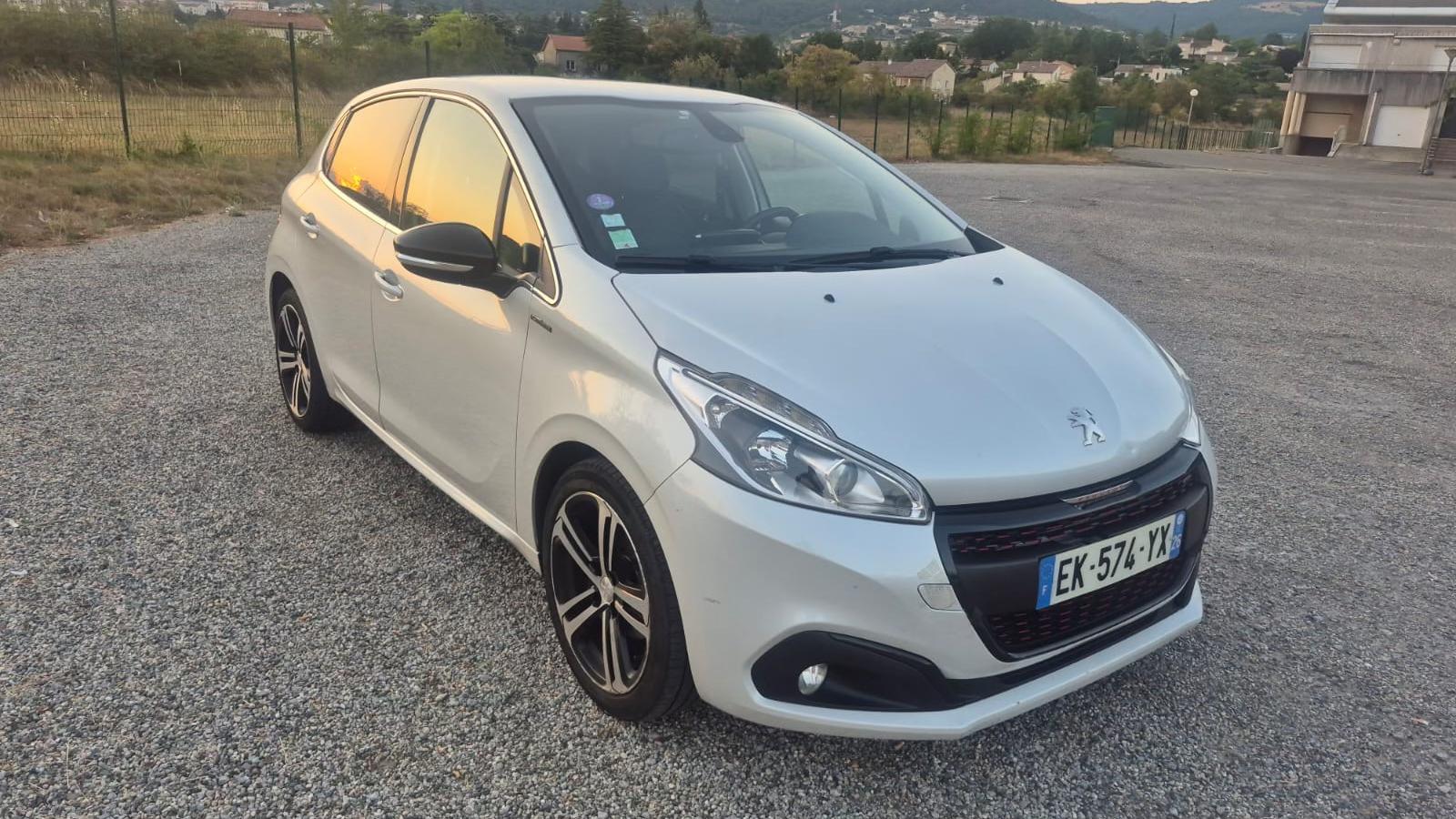 Peugeot 208 2017 à Valence