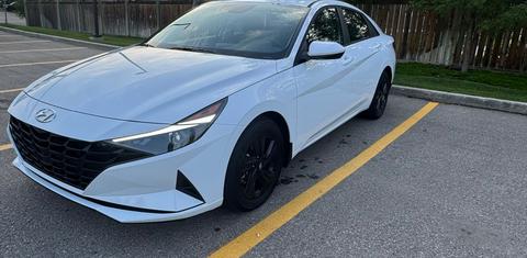 Hyundai Elantra 2022