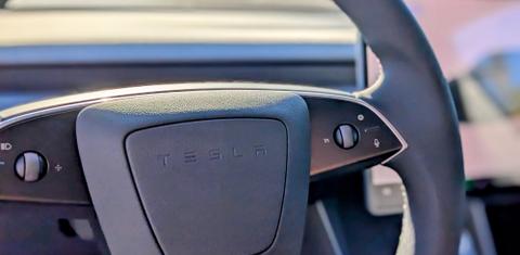 Tesla Model Y 2026