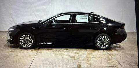 Hyundai Sonata Hybrid 2025
