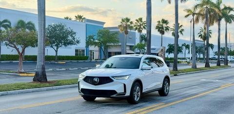 Acura MDX 2025