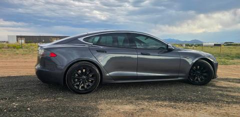 Tesla Model S 2016