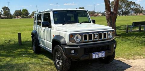 Suzuki JIMNY 2025