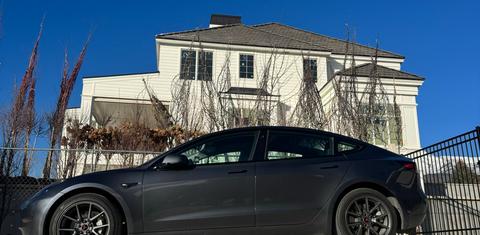 Tesla Model 3 2023