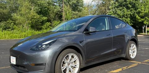 Tesla Model Y 2023