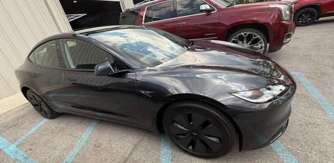 Tesla Model 3 2025