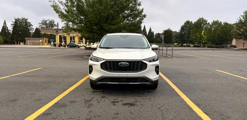 Ford Escape PHEV 2026