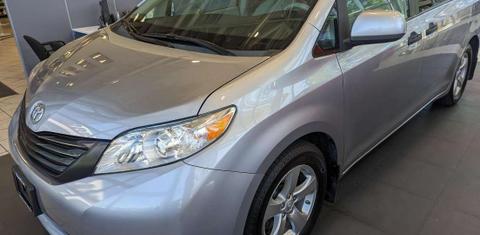 Toyota Sienna 2012