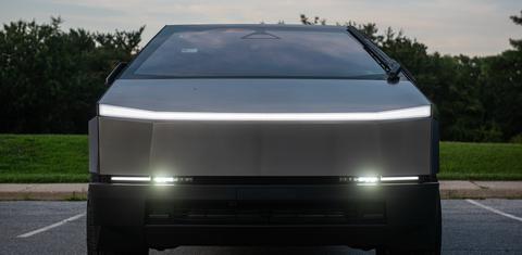 Tesla Cybertruck 2025