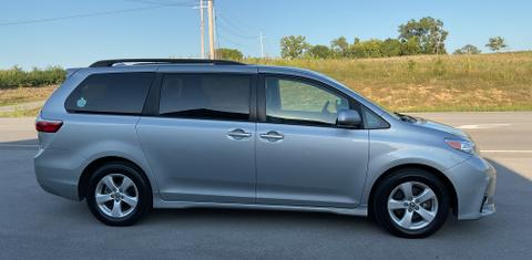 Toyota Sienna 2019