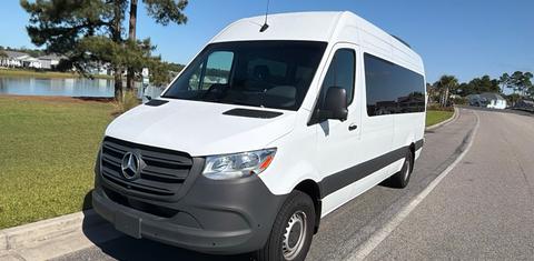 Mercedes-Benz Sprinter 2025
