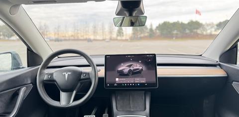 Tesla Model Y 2022