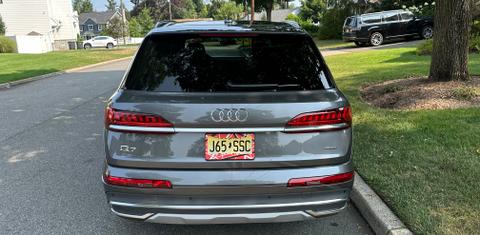 Audi Q7 2024