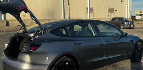 Tesla Model 3 2024