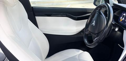 Tesla Model X 2020