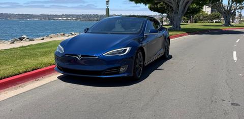 Tesla Model S 2018