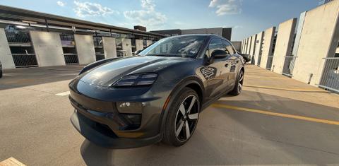 Porsche Macan 2025