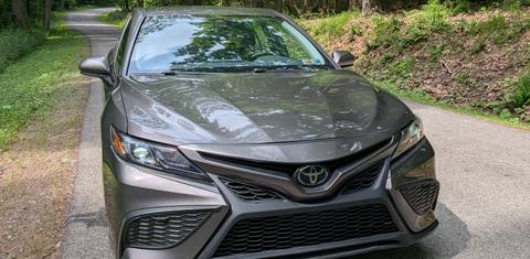 Toyota Camry 2021