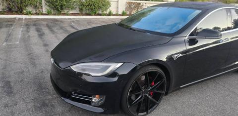 Tesla Model S 2018