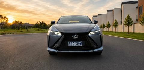 Lexus RZ450e 2023