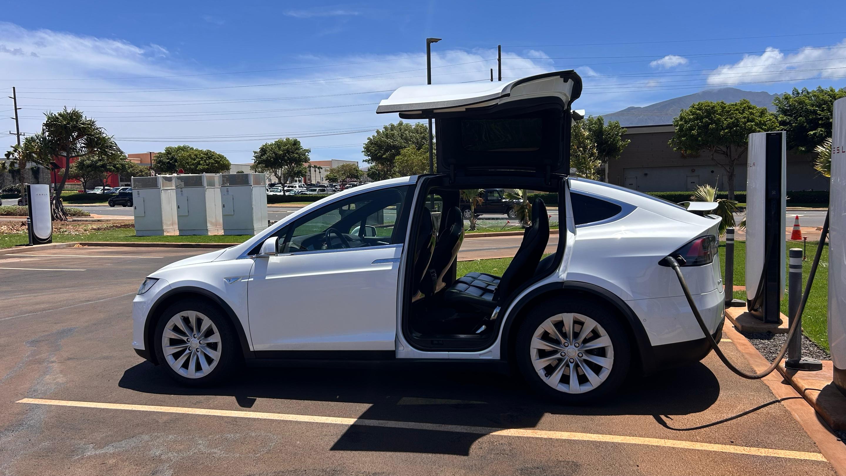 Tesla Model X 2016 in Kahului, HI