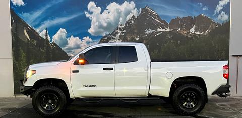 Toyota Tundra 2017