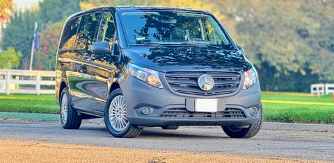 Mercedes-Benz Metris 2023