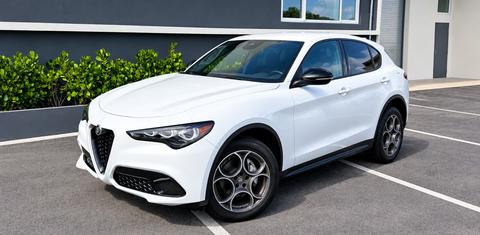 Alfa Romeo Stelvio 2025