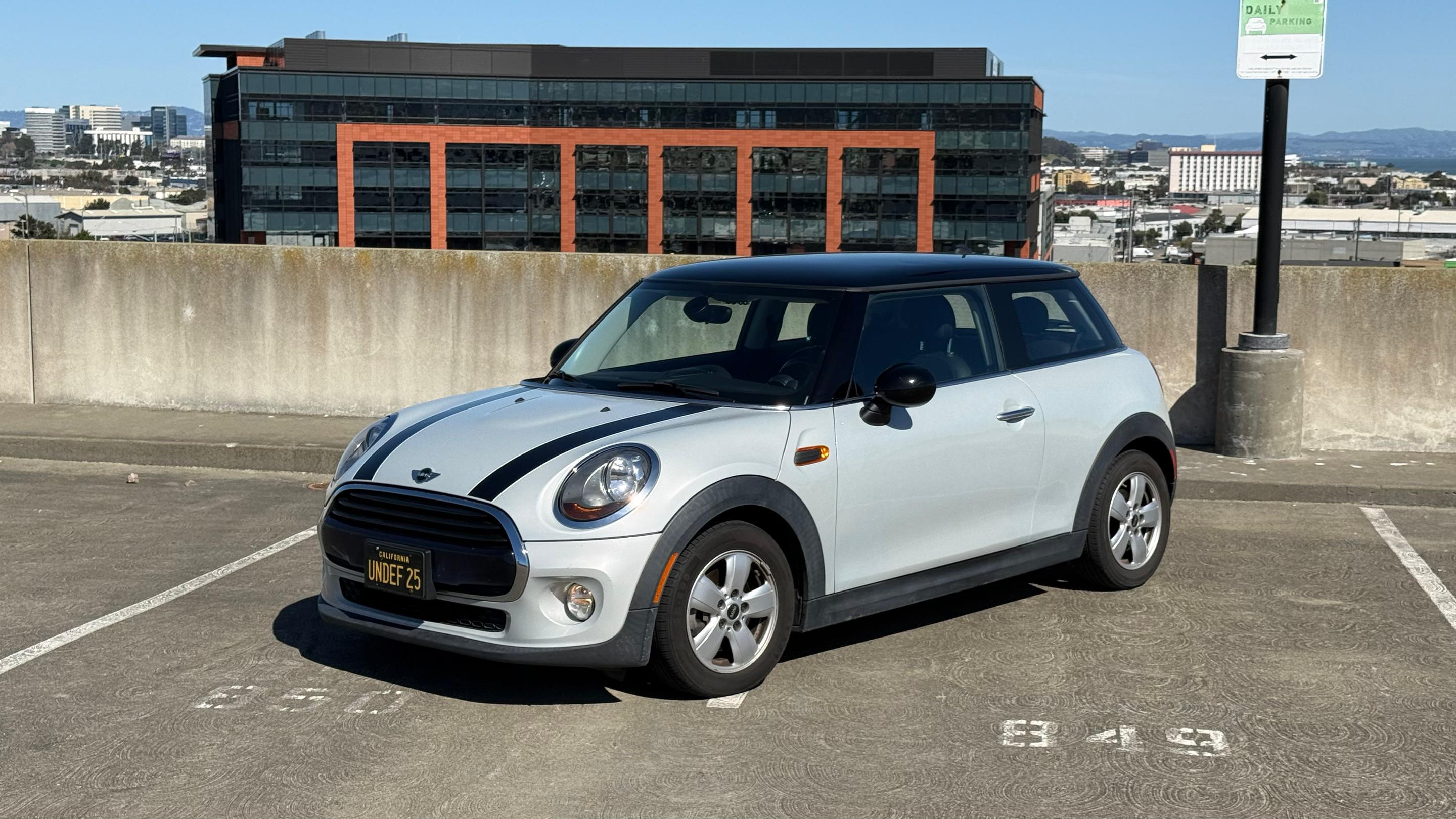 MINI Hardtop 2 Door 2017 in 