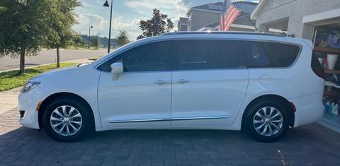 Chrysler Pacifica 2019