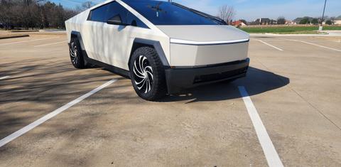 Tesla Cybertruck 2024