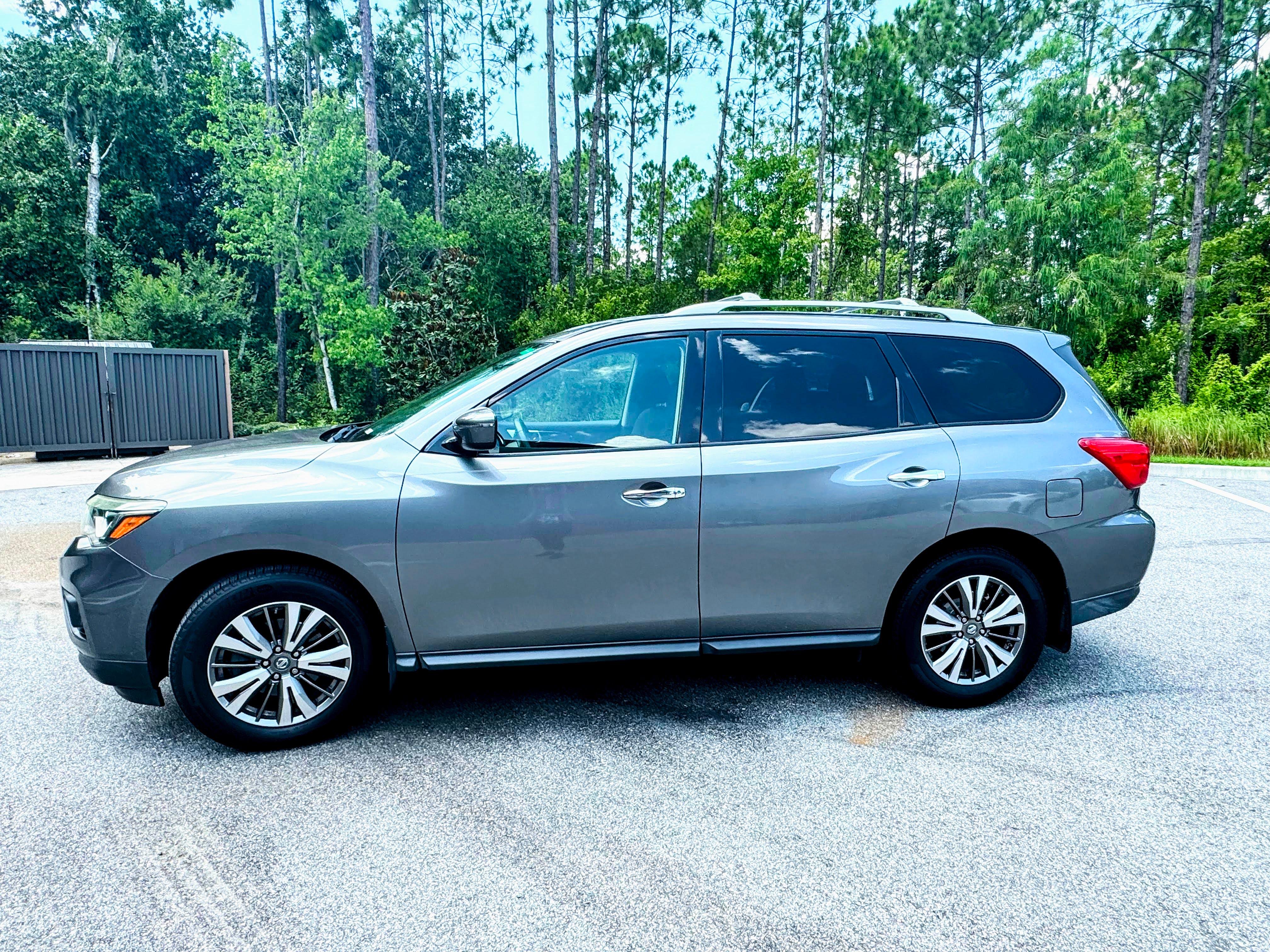 Nissan Pathfinder 2018 in 