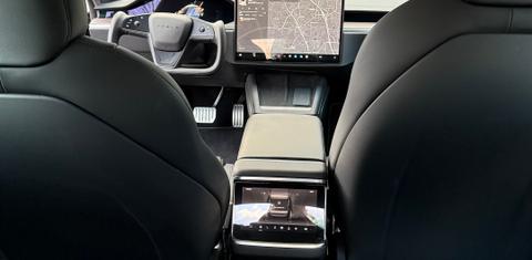 Tesla Model S 2021