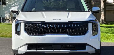Kia Carnival Hybrid 2026