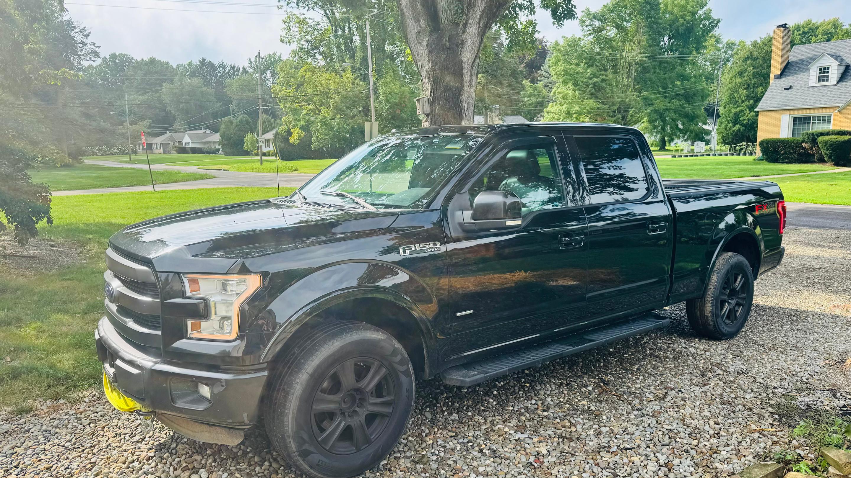 Ford F-150 2016 in Akron, OH