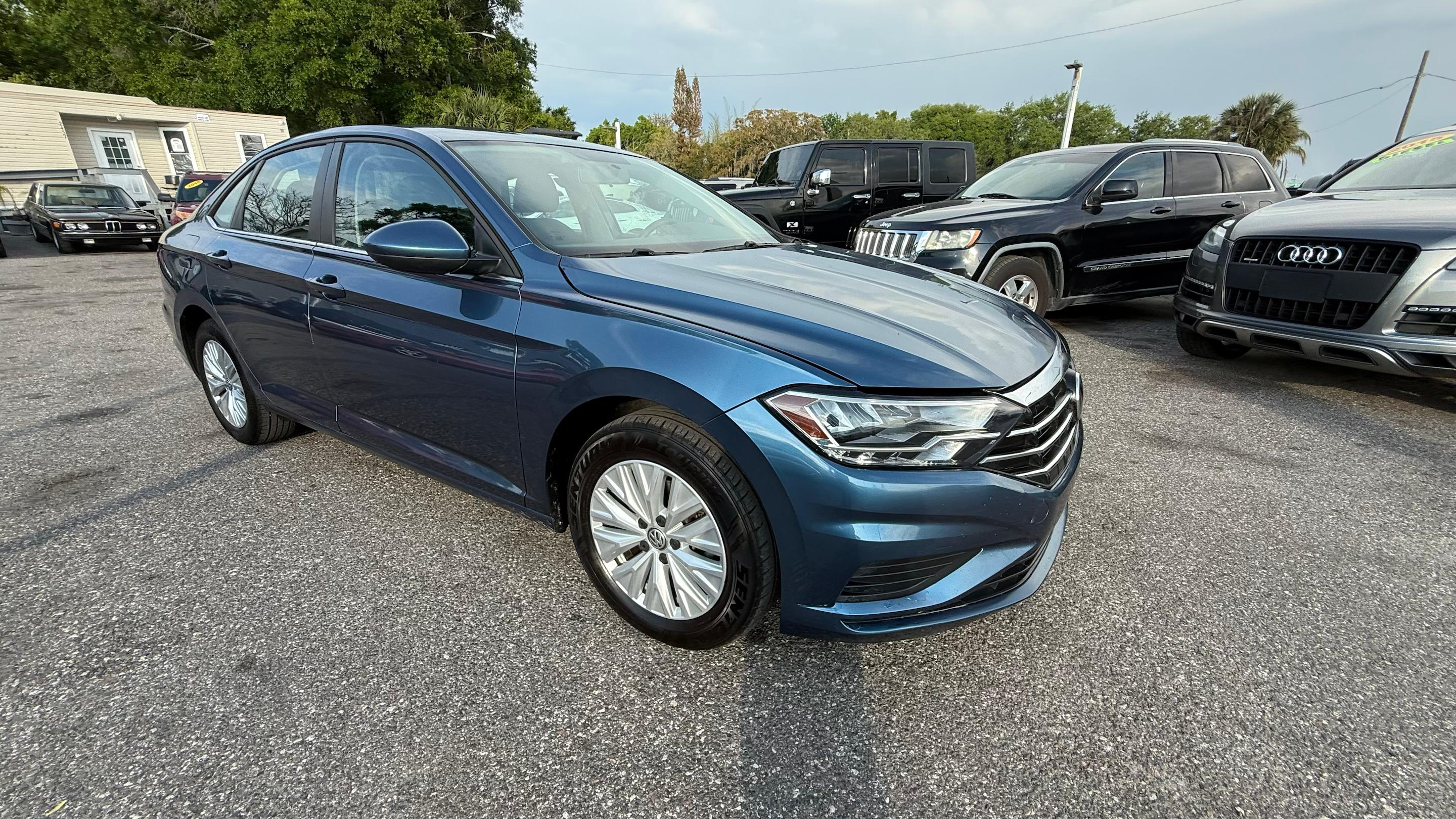 Volkswagen Jetta 2019 in 