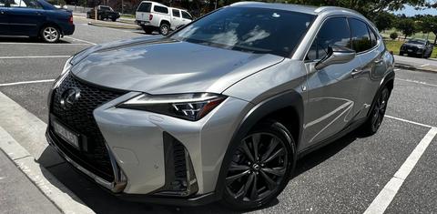 Lexus UX200 2020