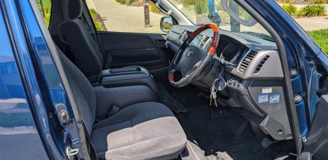 Toyota HIACE 2013
