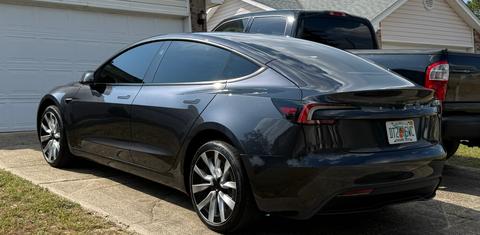 Tesla Model 3 2025