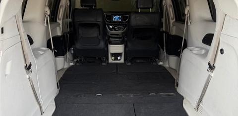 Chrysler Pacifica 2018