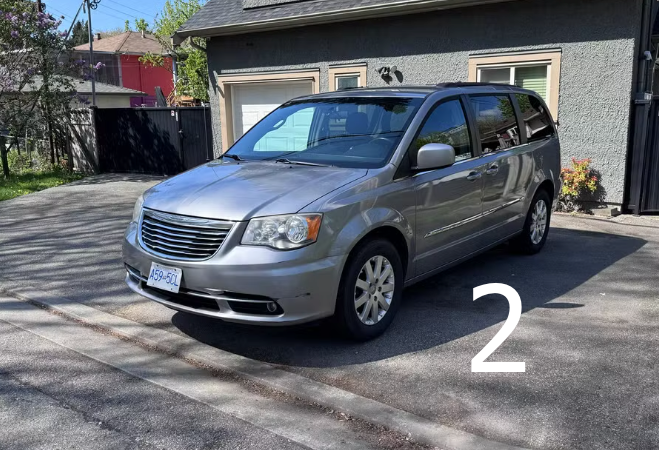 Chrysler Town & Country 2014 à Vancouver, BC