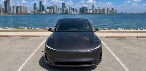 Tesla Model Y 2026