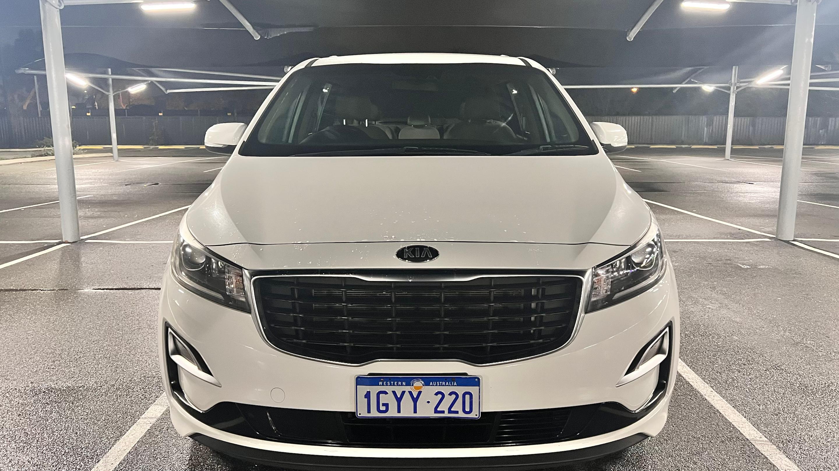 Kia CARNIVAL 2018 in Stirling