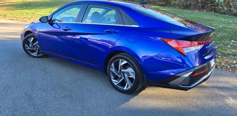 Hyundai Elantra 2024